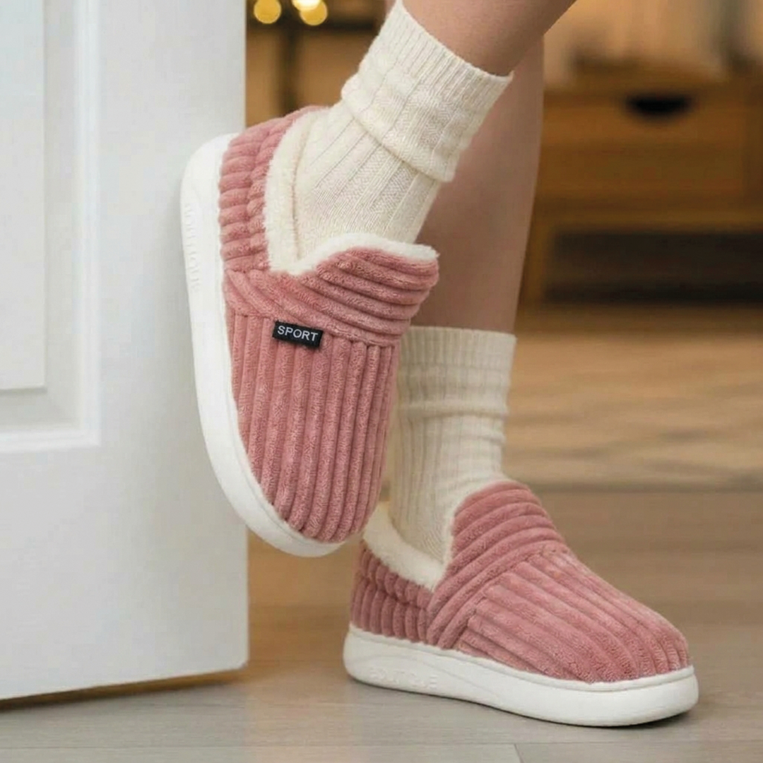 Amy - Cozy Plush Slippers