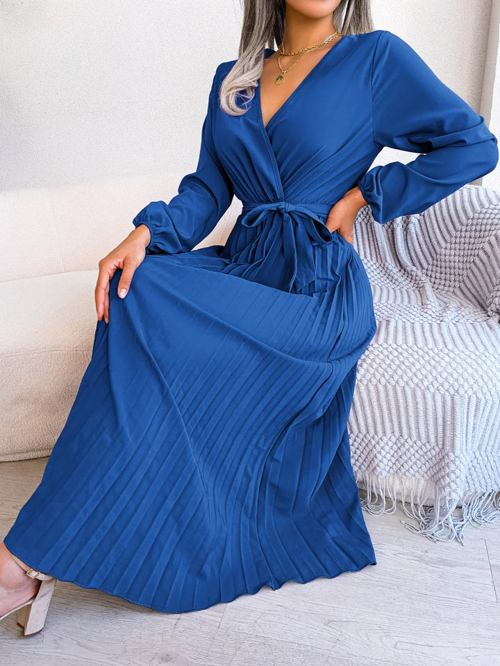 Ellie - V-Neck Maxi Dress
