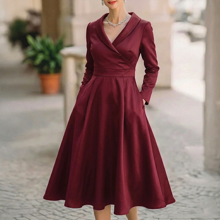 Evelyn - Vintage Flare Evening Gown