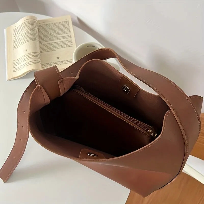 Aria - Vegan Leather Minimalist Shoulder Bag